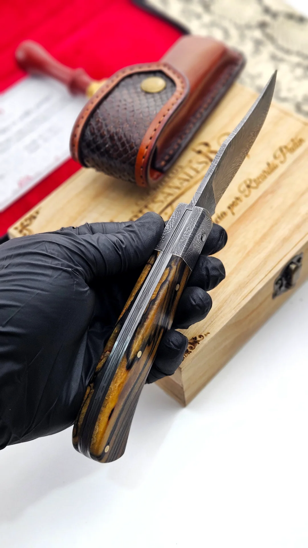 Navaja en Acero de Damasco Patrón Pluma - Imagen 7