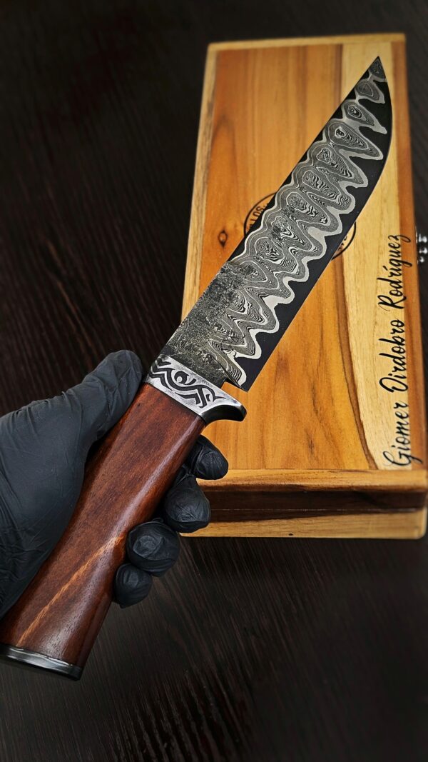 Cuchillo Hunter en Acero de Damasco Patrón Escalera - Imagen 3